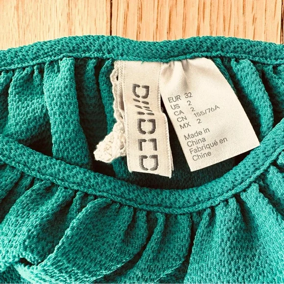 H&M Divided Green Boho-Style Short Dress Off-Shoulder Size 2 - Picture 2 of 5